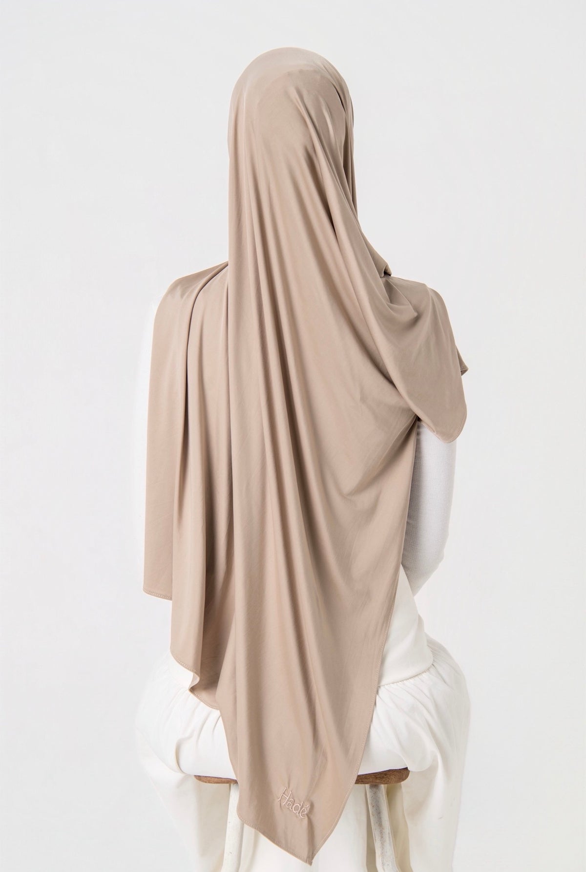 Liquid Jersey Hijab – Sandstone