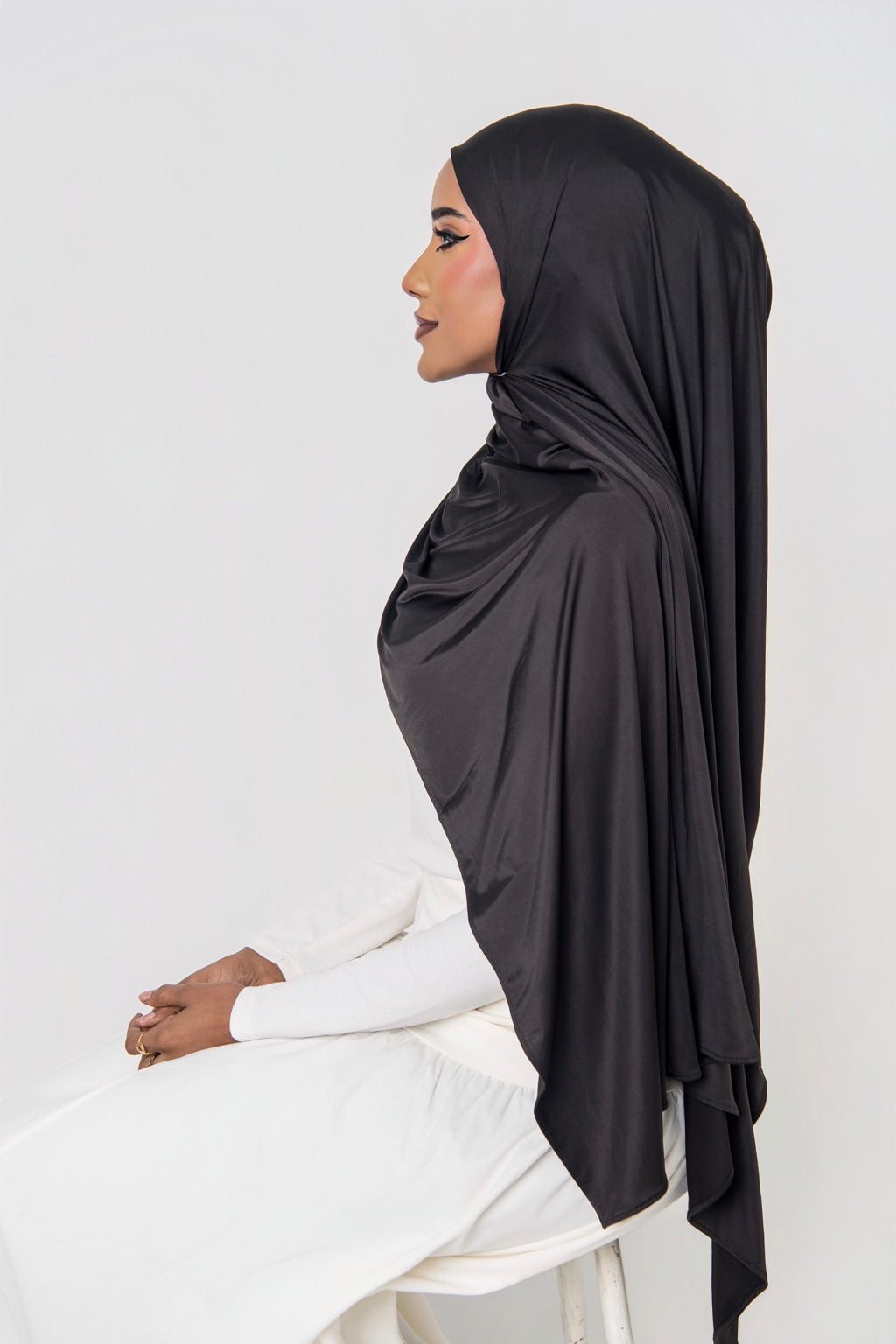 Liquid Jersey Hijab Black side